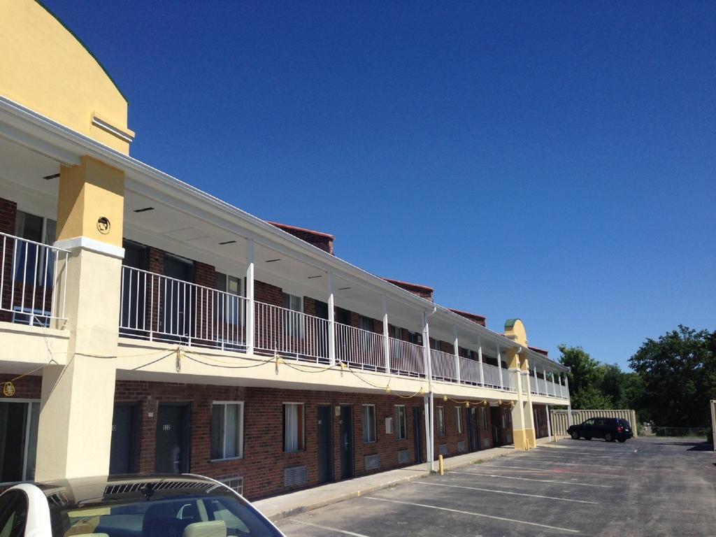 Days Inn By Wyndham Liberty/Ne Kansas City Eksteriør billede